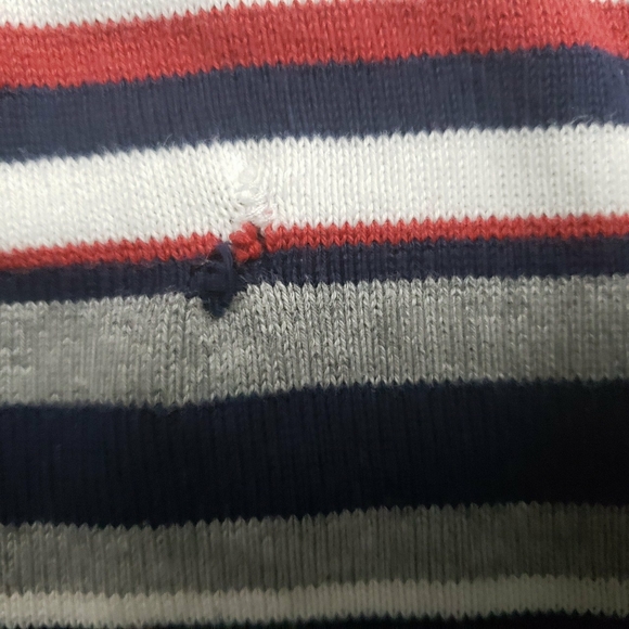 Old school Akademiks short sleeve crew neck sweate - Picture 3 of 4